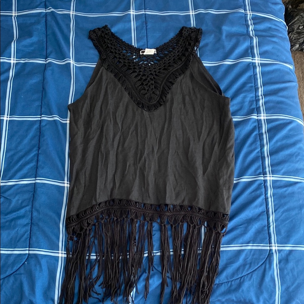 Black Fringe Sleeveless v-neck Top - Picture 1 of 17